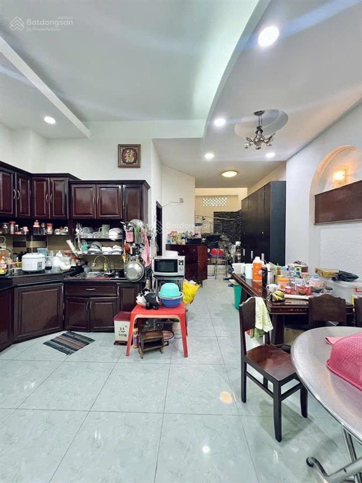 Bán nhà riêng tại đinh bộ lĩnh, 15,5 tỷ, 131m2, 4pn, 4wc, 3 tầng