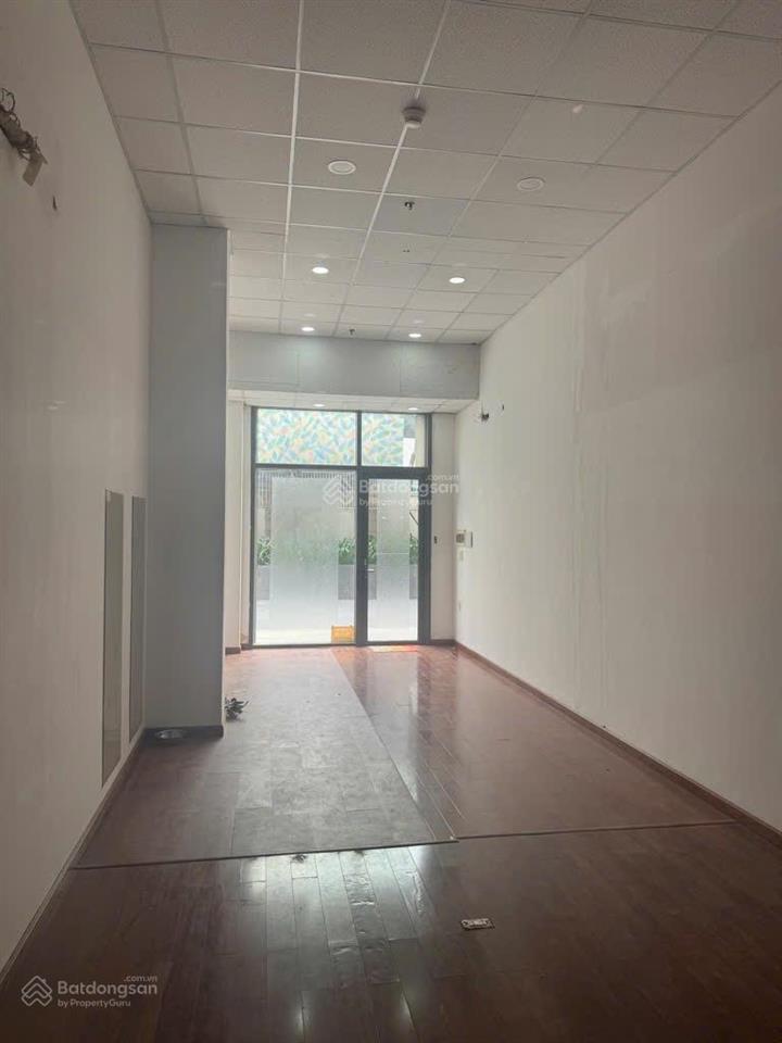 Bán căn hộ tại garden gate, phú nhuận, 3,1 tỷ, 33m2, uy tín