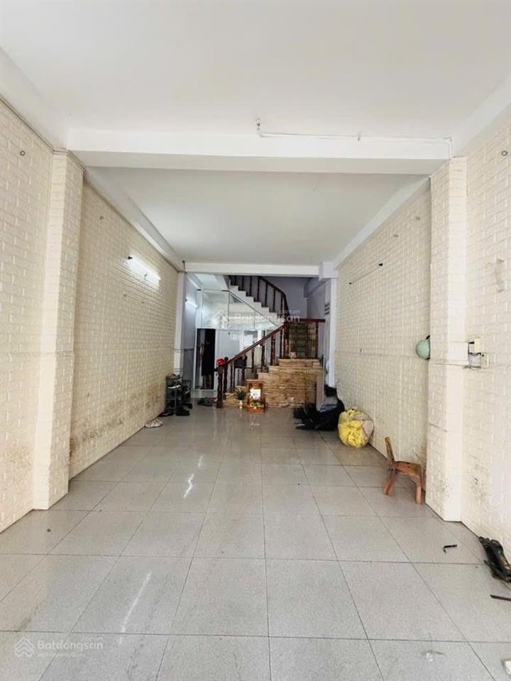 Bán nhà riêng tại quốc lộ 13, 10 tỷ, 56m2, view đẹp uy tín