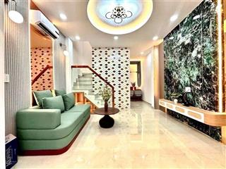 Nhanh mới kịp  hẻm xe hơi kia  32m2  2 tầng  view landmark 81  vị trí siêu vip