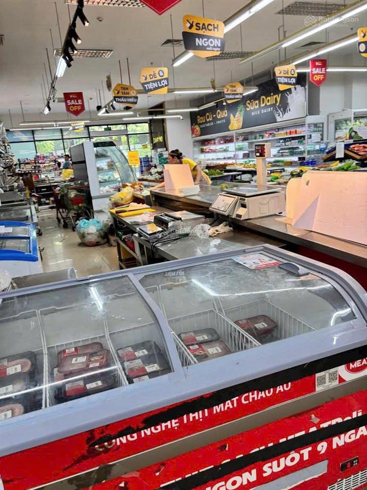 Bán shophouse phố hồ tùng mậu  lô góc  mt 20m  dòng tiền ~4 tỷ/năm  sổ đỏ cc lâu dài  67,5 tỷ