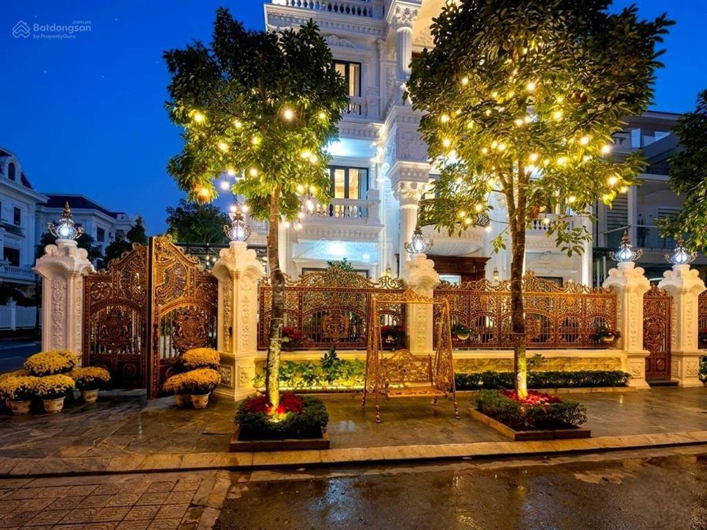 Bán biệt thự kđt việt hưng, long biên, lô góc, 5 tầng thang máy, 250m2, nội thất nhập khẩu, 87.5 tỷ