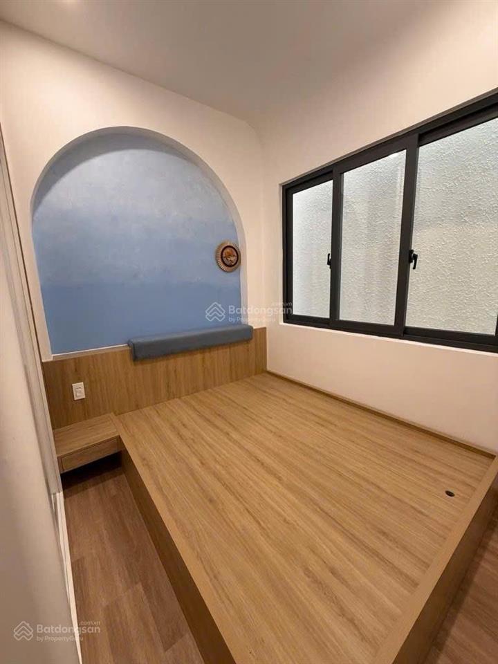 Bán nhà hẻm xe hơi khu gò dầu 4x12 trệt 2 lầu đúc đẹp giá chỉ 7,5 tỷ tl 0926 922 ***