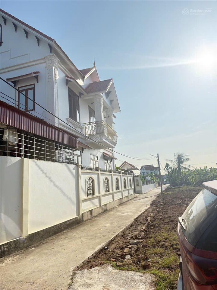 2 lô liền kề giá chỉ loanh quanh 800 triệu/lô.
tại quyết tiến  đồ sơn hai lô đất liền kề nhau