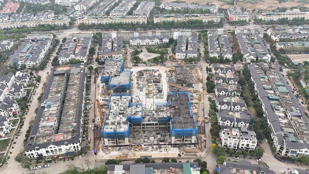 Bán nhanh căn hộ 3 phòng ngủ hoa hậu, 92.2m2, tầng 10, giá 7.x tỷ giá rẻ nhất thị trườngthg lượng
