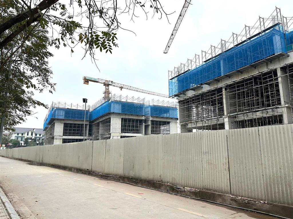 Bán nhanh căn hộ 3 phòng ngủ hoa hậu, 92.2m2, tầng 10, giá 7.x tỷ giá rẻ nhất thị trườngthg lượng