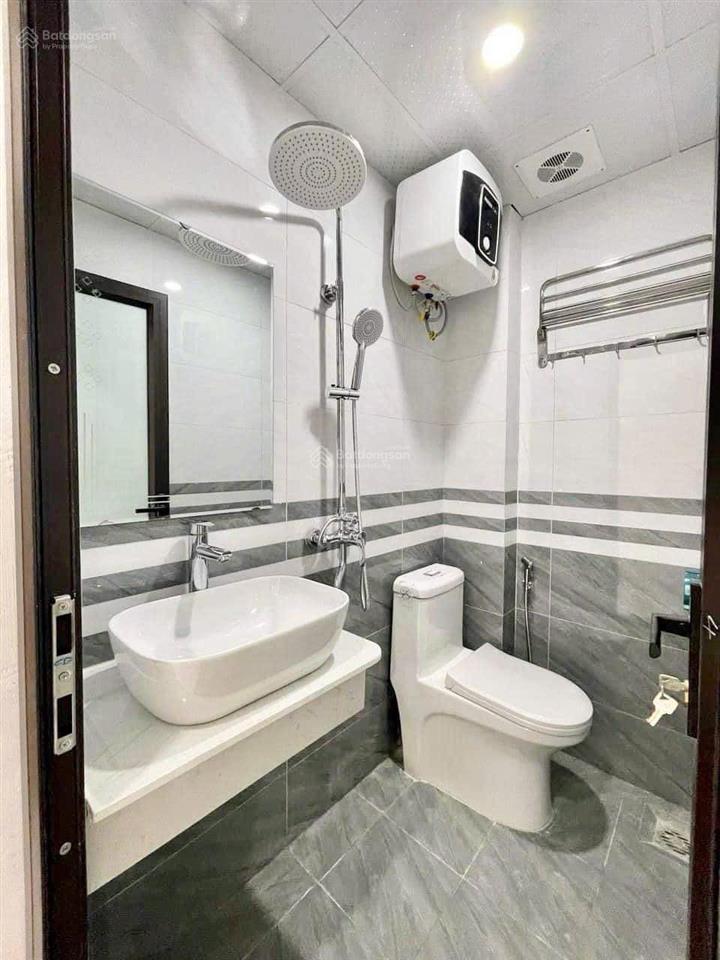 Chính chủ cho thuê ccmn lạc long quân