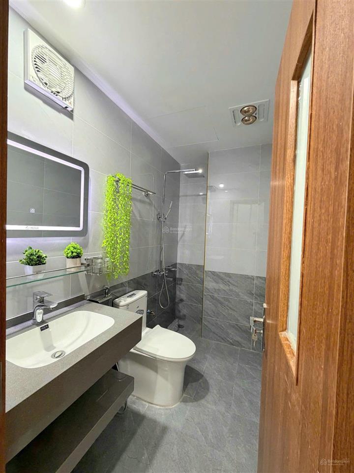 Cho thuê ccmn 1 ngủ 1 khách tại yên hoà giá 8tr, đầy đủ nội thất
