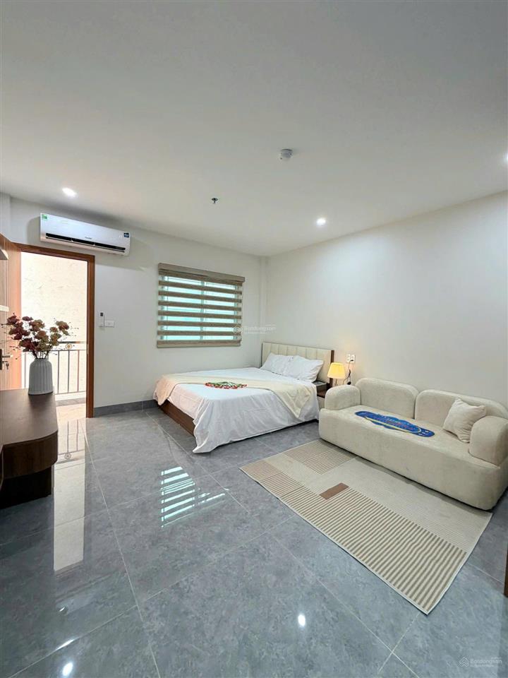 Cho thuê ccmn 1 ngủ 1 khách tại yên hoà giá 8tr, đầy đủ nội thất