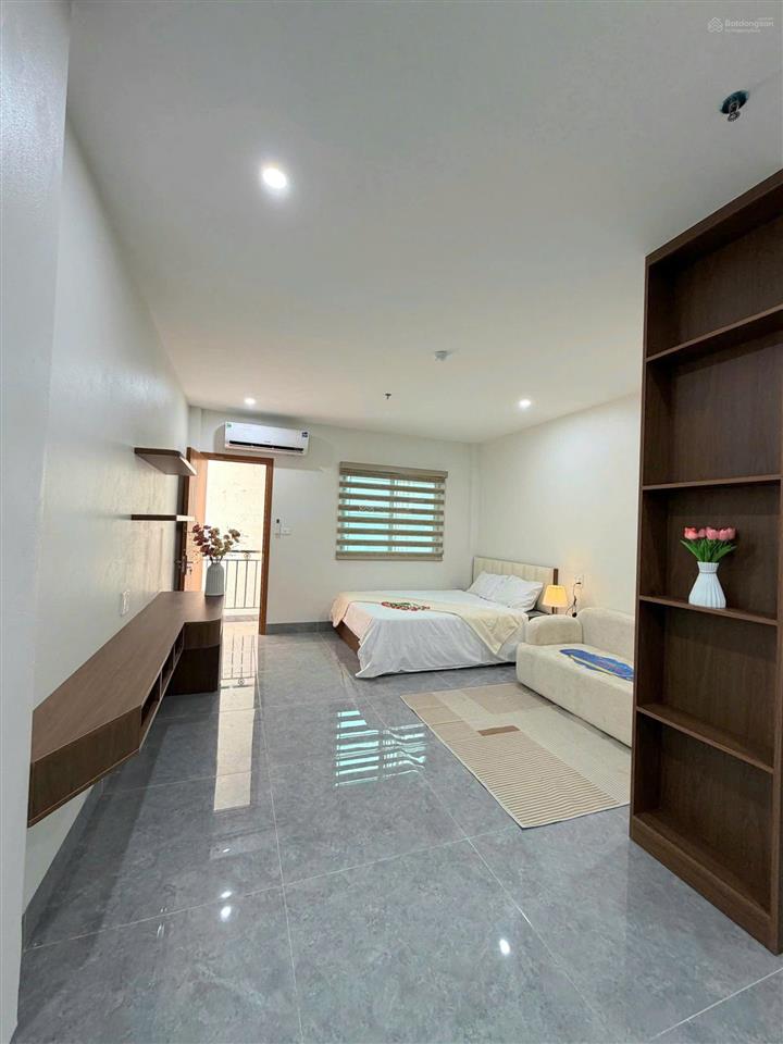 Cho thuê ccmn 1 ngủ 1 khách tại yên hoà giá 8tr, đầy đủ nội thất