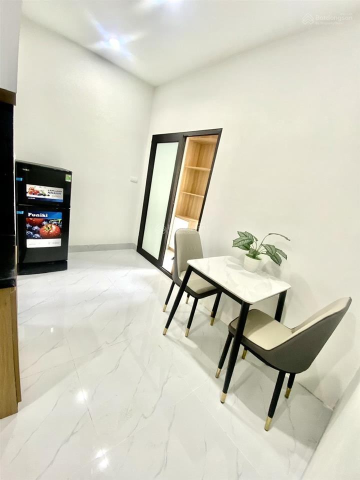 Cho thuê cc mini 1n1k full nội thất, 30m2, giá 6,8 triệu tại thái thịnh, đống đa, hà nội