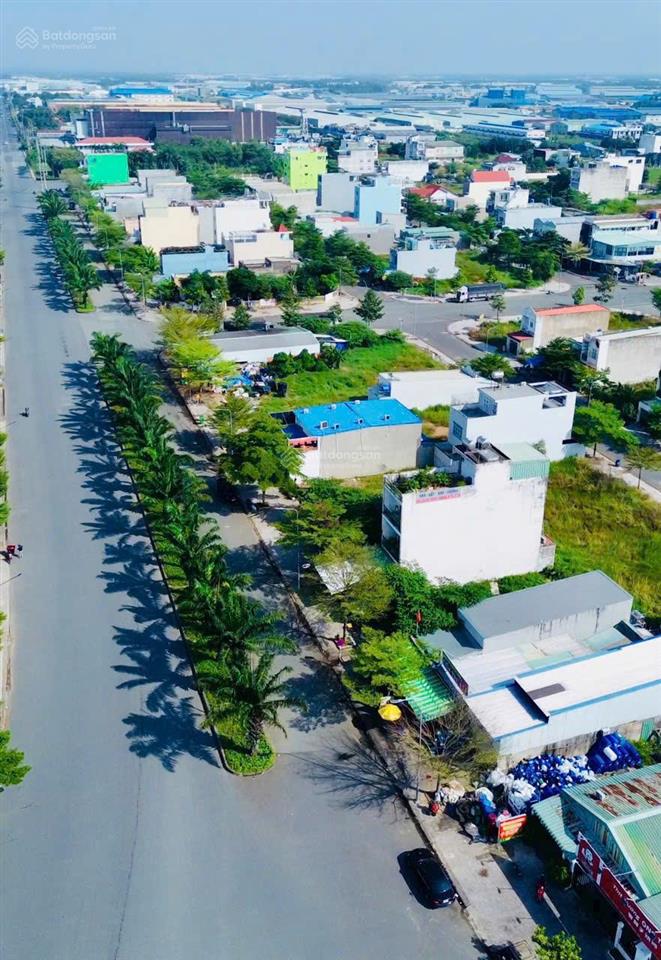 Bán lô 5x26m, đường 18m, tiện kinh doanh mua bán. vị trí đẹp