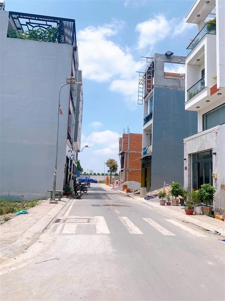 3,35 tỷ sở hữu đất kdc tây lân đường 8m, sổ sẵn, dân cư hiện hữu