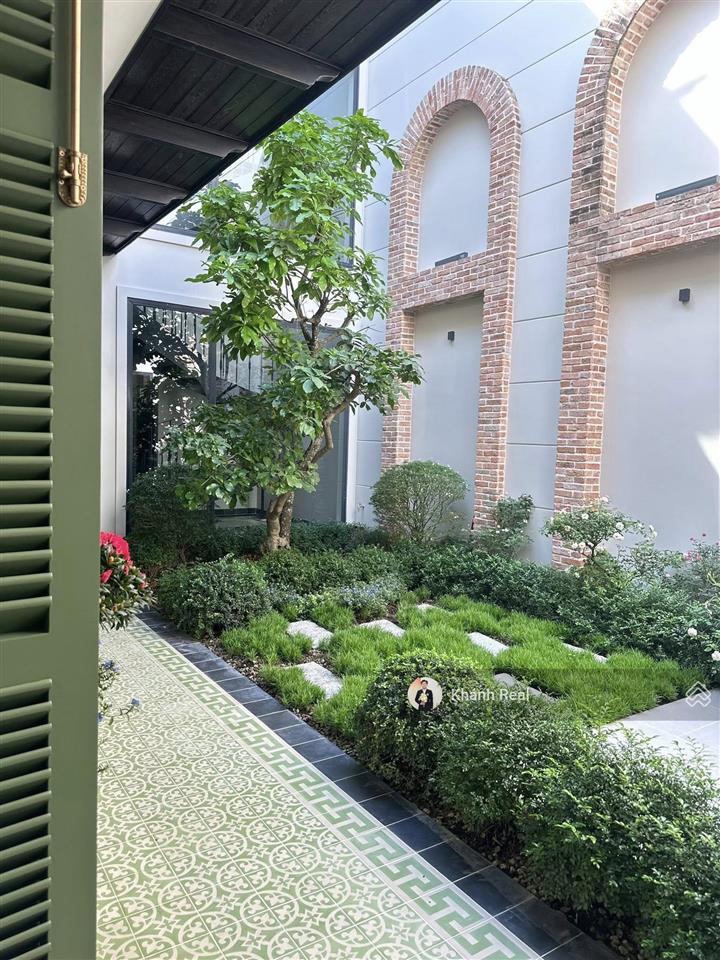 Bán biệt thự view đẹp 200 tỷ, 366m2 tại trần khánh dư, p tân định, q1, hcm