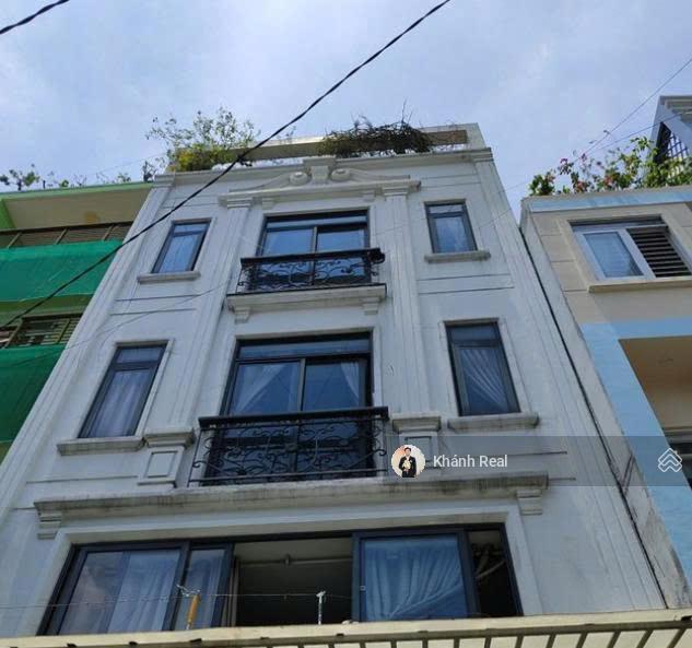 Tòa nhà 5 tầng dương quảng hàm gò vấp  ngang 5.5m  11pn khép kín  sẵn ô chờ thang máy