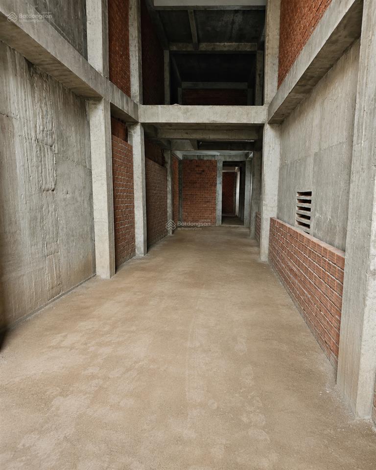 Phú nhuận  hẻm 227 nguyễn trọng tuyển  133,3m²  23 tỷ  đã hoàn thiện phần thô.