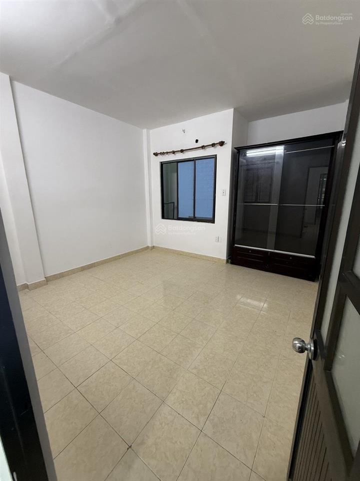 Cho thuê nhà nguyên căn mặt tiền số 54 bàu cát 2, phường 14, quận tân bình