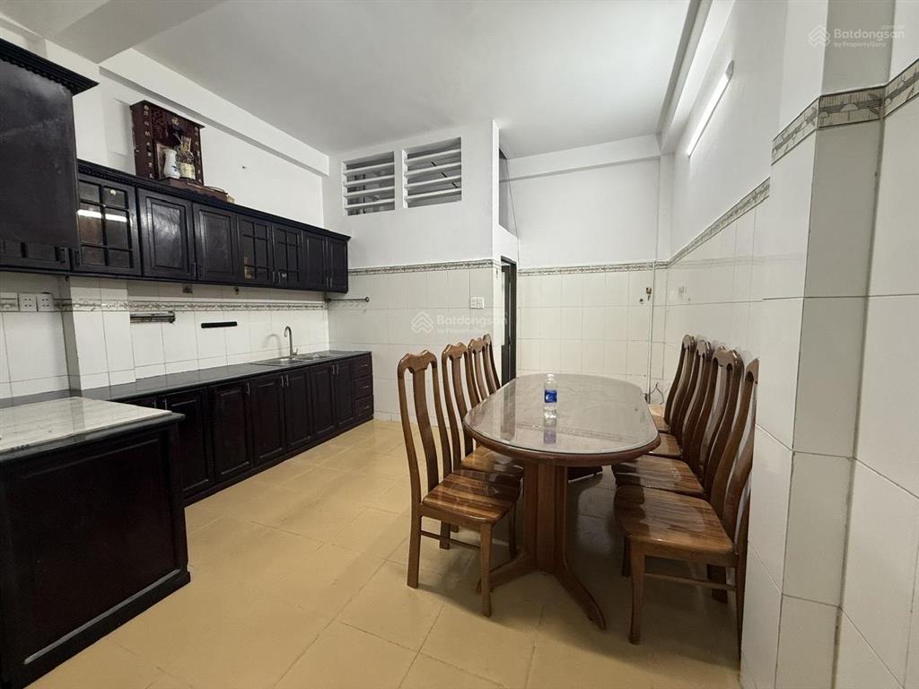 Cho thuê nhà nguyên căn mặt tiền số 54 bàu cát 2, phường 14, quận tân bình