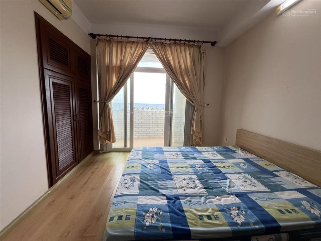 Chính chủ cần bán căn hộ chung cư đối diện biển, chung cư 22 tầng, 165a thùy vân, 90.4m2