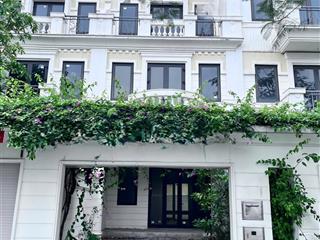 Cho thuê btlk thô 4 tầng  đường đôi trước nhà  giá mềm