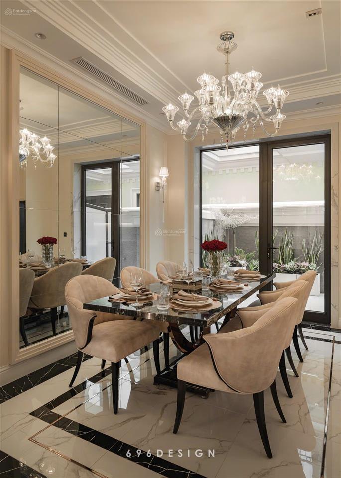 Nhà liền kề hiện đại view kênh thơ mộng không gian sống lý tưởng