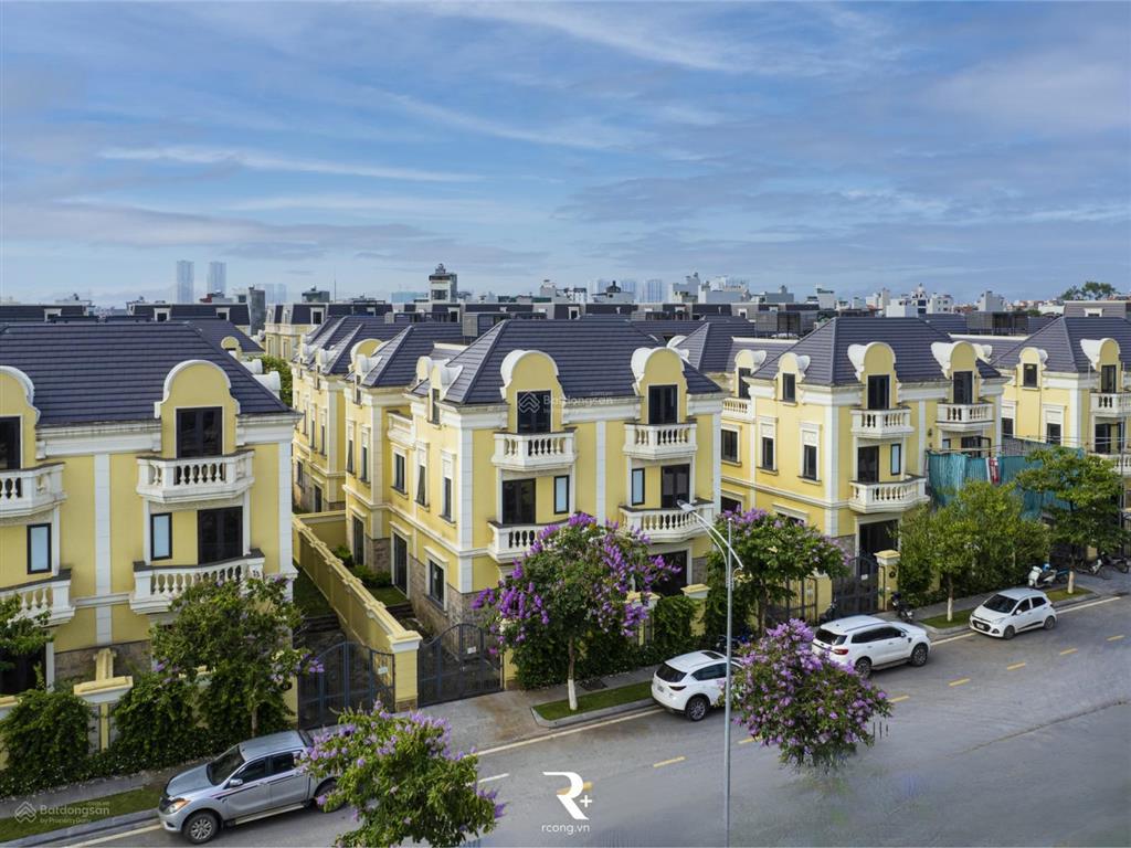 Chính chủ gửi bán căn song lập 178m2, giá tốt nhất dự án, chủ nhà thiện chí bán, khu đông đúc nhất