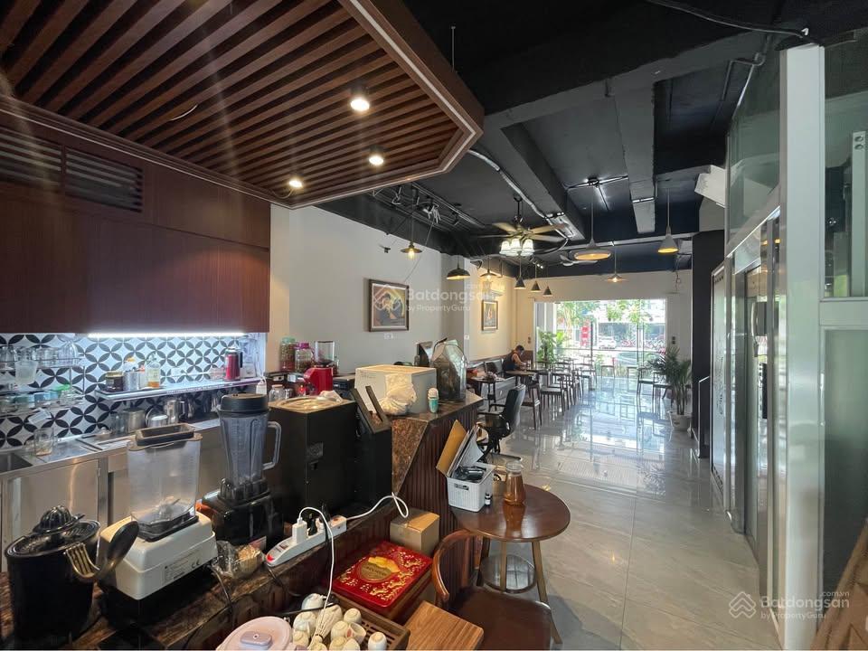Cho thuê lk  quán cafe kèm đồ cho khách chung sở thích tại kđt xuân phương