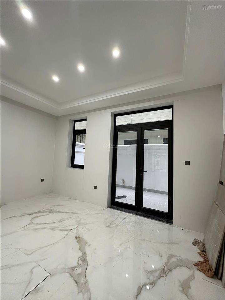 Lk 80 hoàn thiện đẹp, sẵn thang máy  khách vp tham khảo ngay