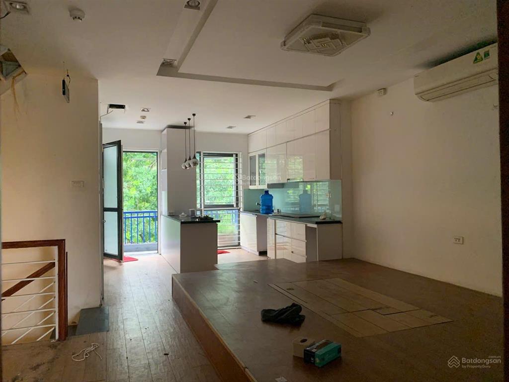 Lk hoàn thiện, view đường lớn sầm uất đáp ứng đa dạng nhu cầu kinh doanh và ở sinh hoạt gia đình