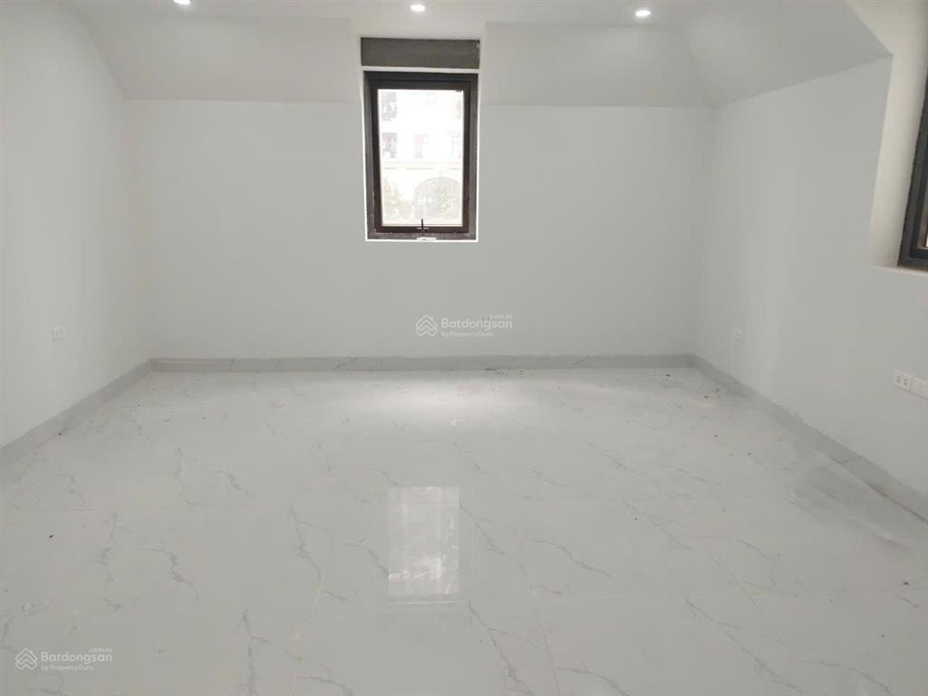 Lk hoàn thiện hiếm có tại an lạc, nằm trên trục chính gần chung cư, tiềm năng kinh doanh tốt cho dn