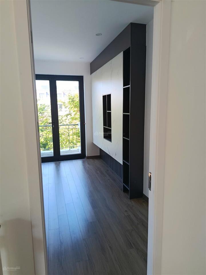 Cho thuê biệt thự liền kề xẻ khe an lạc green symphony phù hợp làm văn phòng, showroom