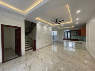 Căn view hồ siêu đẹp 180m²  viglacera xuân phương  hàng hiếm khó tìm