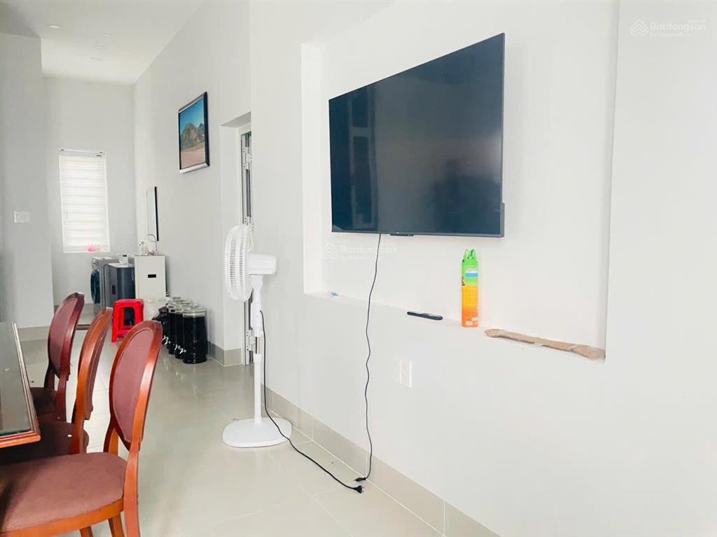 Bán nhà mặt phố tại xã tri hải, 3,8 tỷ, 200m2