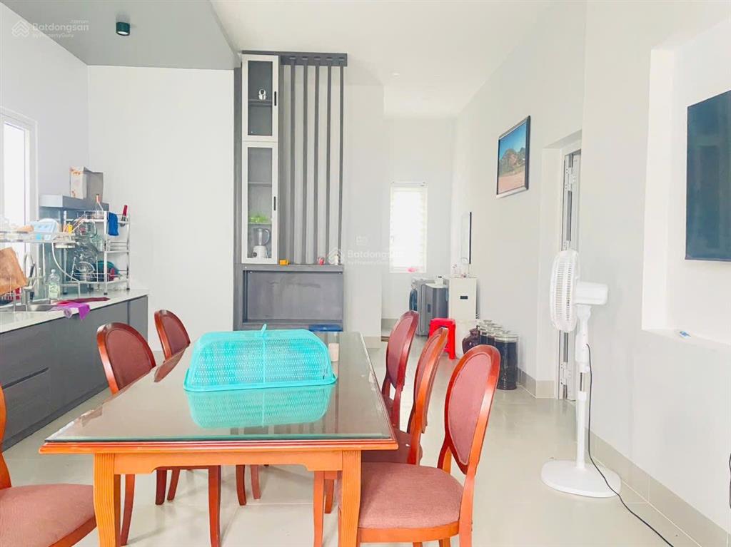 Bán nhà mặt phố tại xã tri hải, 3,8 tỷ, 200m2