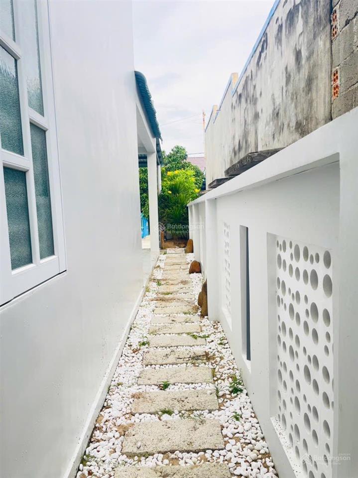 Bán nhà mặt phố tại xã tri hải, 3,8 tỷ, 200m2