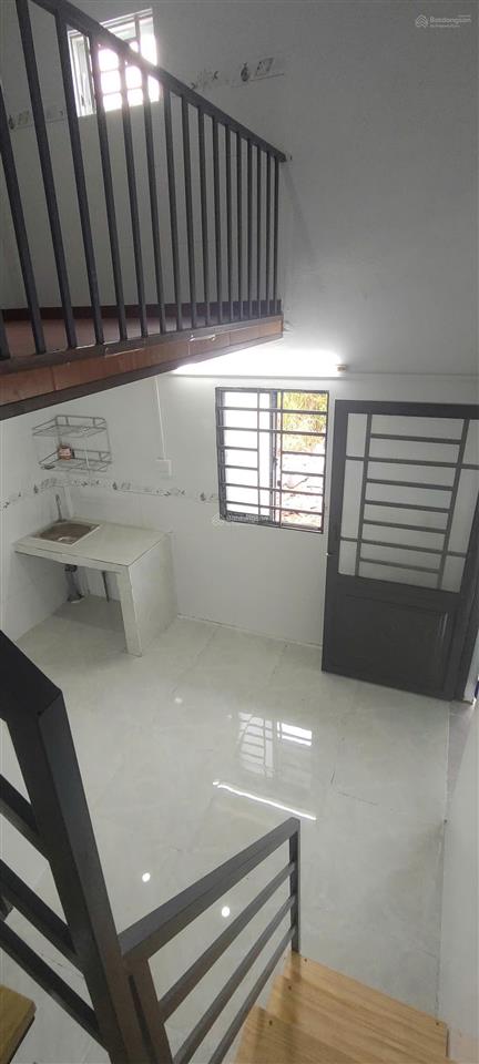 Mini house xây mới 100% khu dân cư hưng phú 1, gần siêu thị go