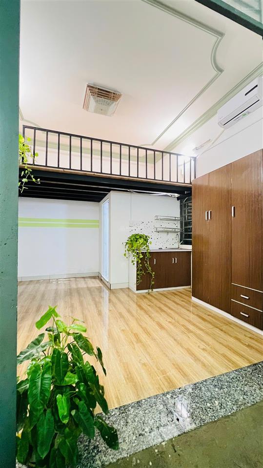 Phòng có gác thoáng mát giá hợp lý, dọn vào ở ngay!