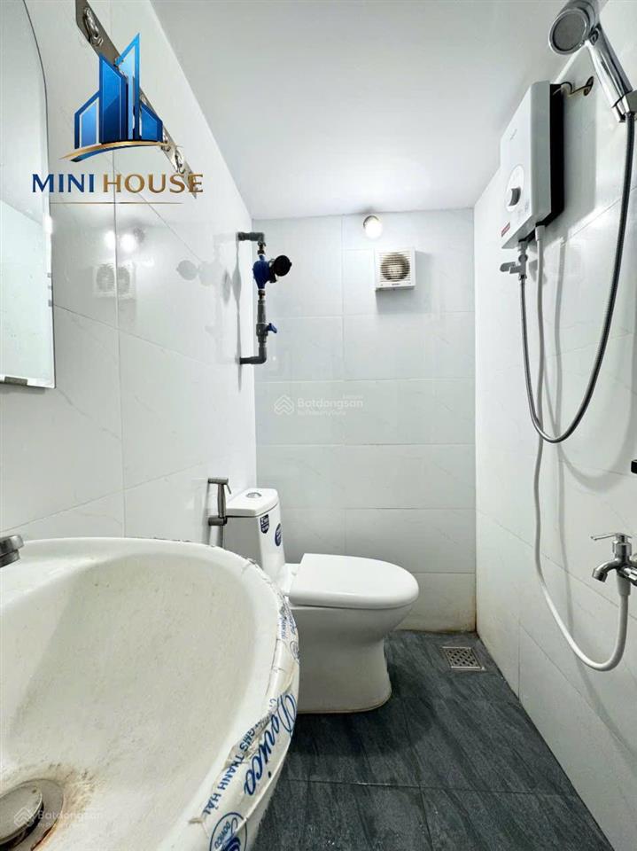 Duplex cửa sổ kính siêu thoáng không gian sáng, đẹp duplex gác cao, phòng rộng rãi ở cực thoải