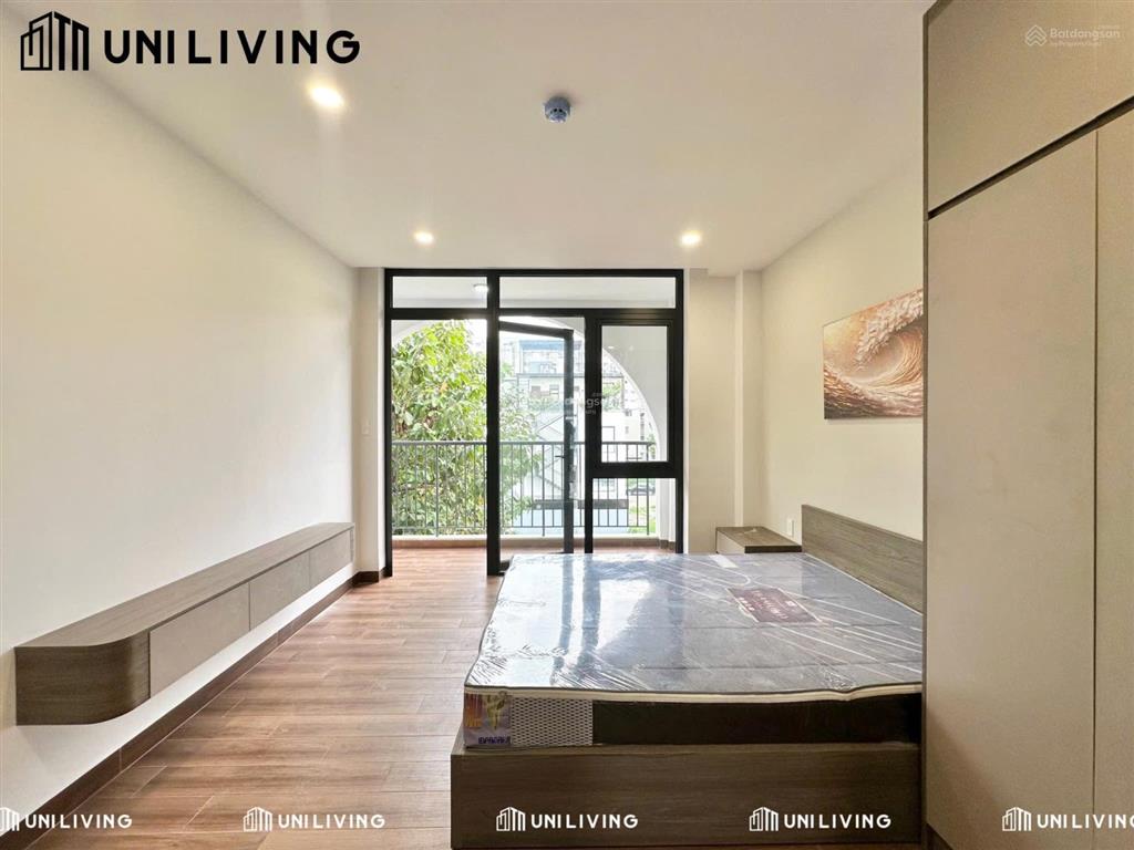 Căn hộ dịch vụ full nội thất mới xây, ban công thoáng mát ngay liên phường, đỗ xuân hợp