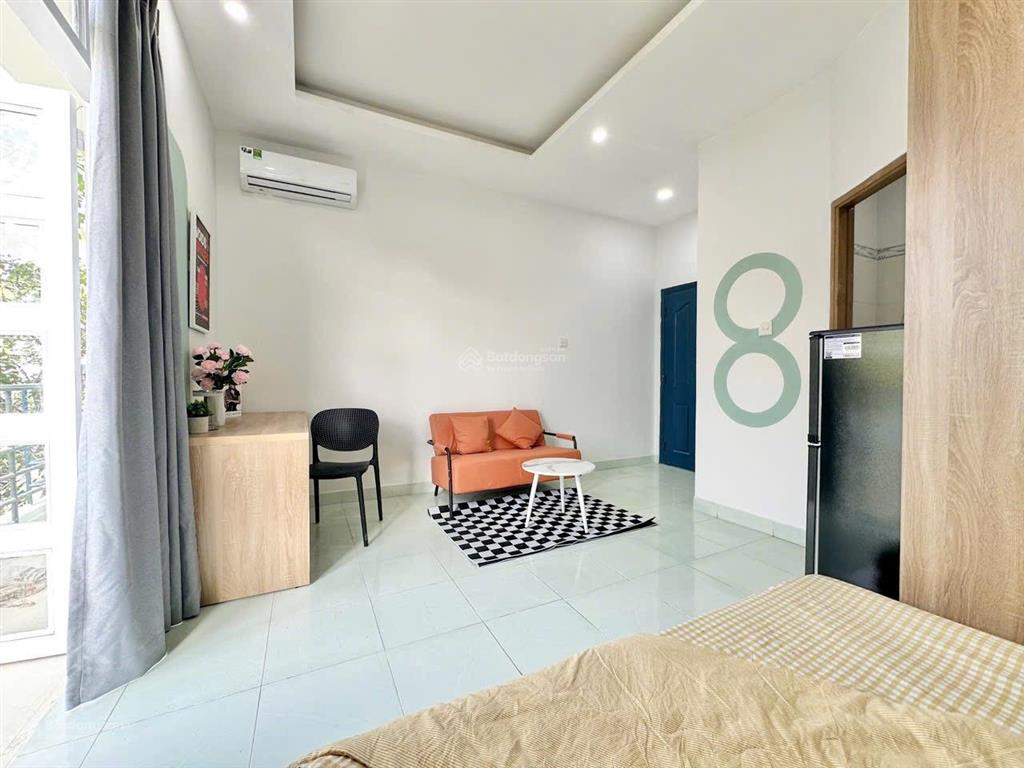 Gần đường man thiện, tăng nhơn phú a