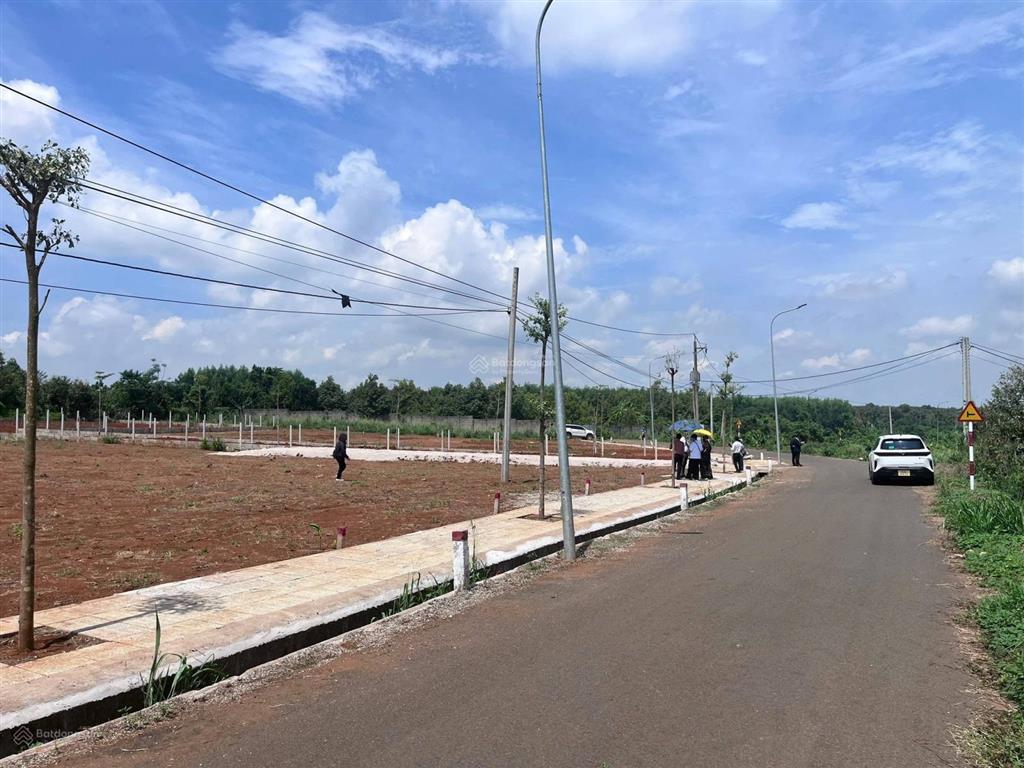 200m thổ cư ngay trục dẫn vào kcn bắc châu đức 5000ha chỉ 980tr sở hữu ngay.