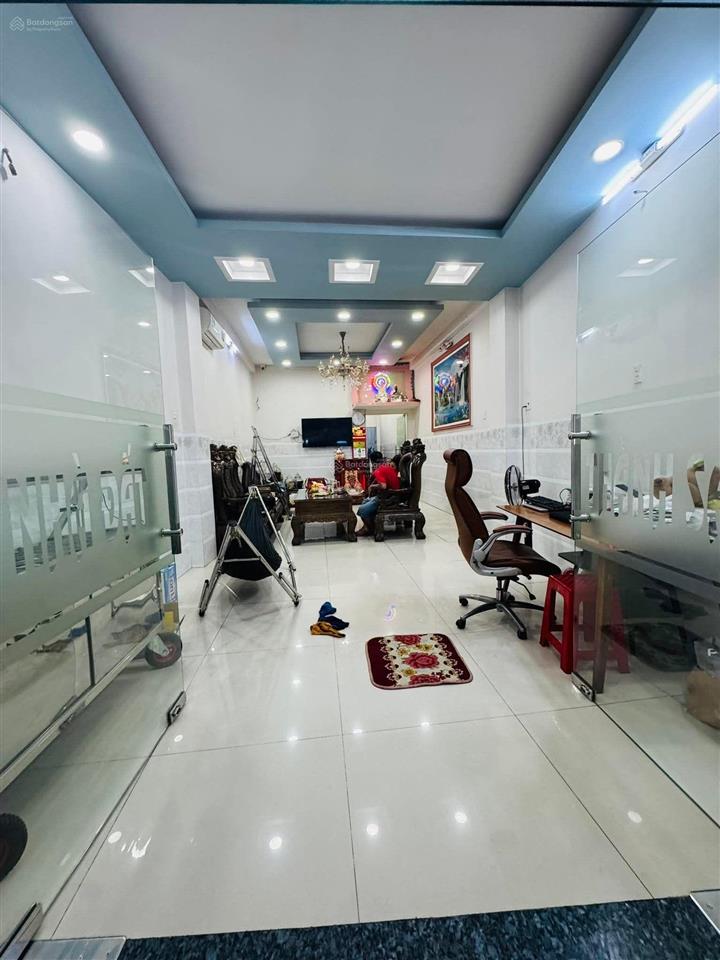 Bán nhà tân hoà đông đường xe tải tránh , kinh doanh mua bán , 90m2 giá tốt