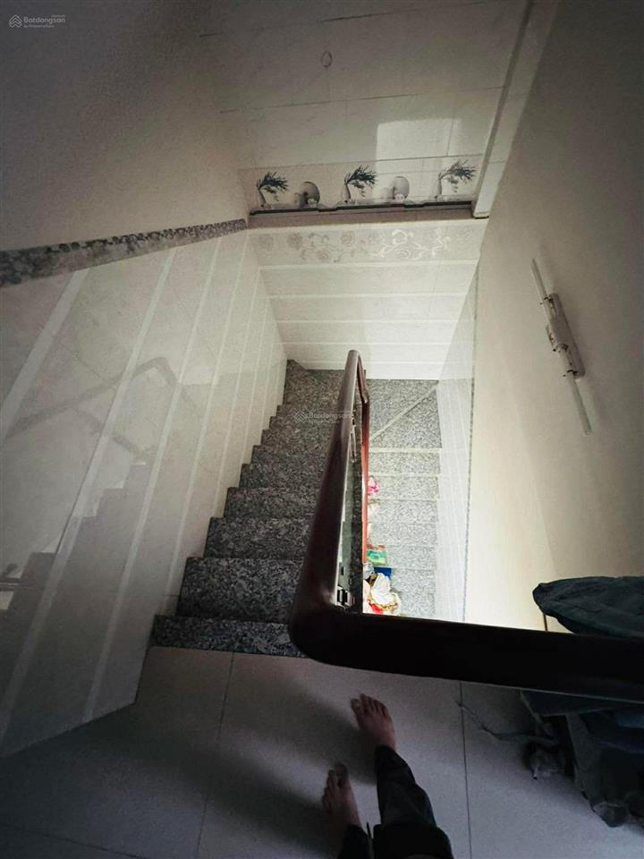 Bán nhà tân hoà đông đường xe tải tránh , kinh doanh mua bán , 90m2 giá tốt