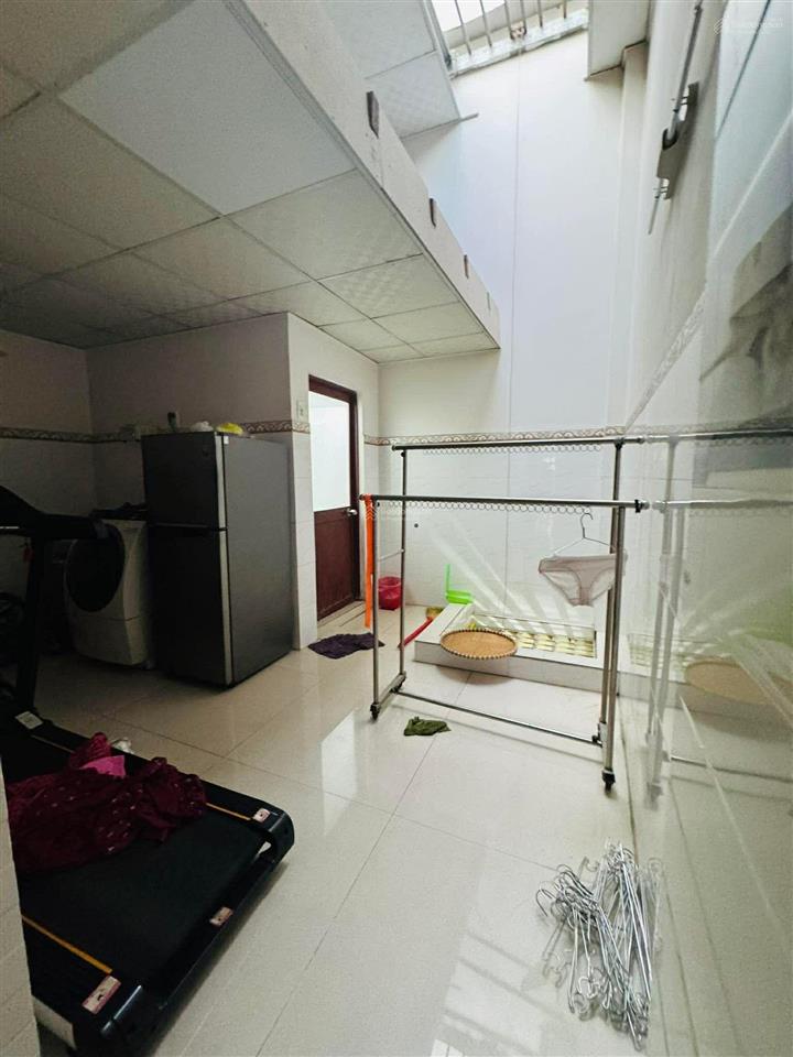 Bán nhà tân hoà đông đường xe tải tránh , kinh doanh mua bán , 90m2 giá tốt