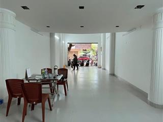 Cho Thuê Nhà Nguyên Căn Đường Trần Quốc Toản, Hải Châu, Đà Nẵng 450m² – Giá Chỉ 35
