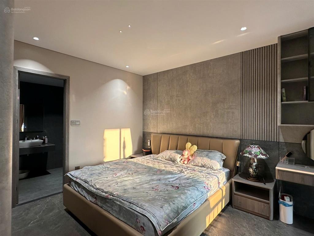 Tôi chủ nhà, cần bán nhanh căn hộ 63m2. 3n2vs cc phố trần quý kiên. view thoáng đẹp. giá 6 tỷ