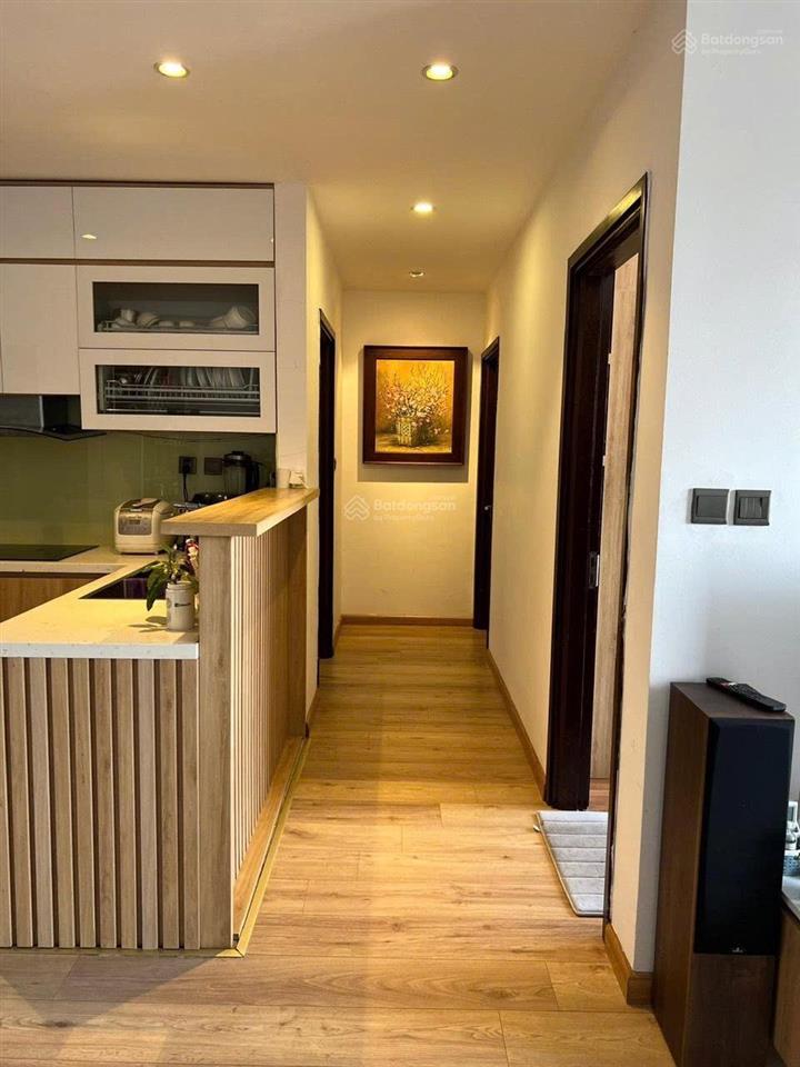 Tôi chủ nhà cần bán nhanh trong tháng căn hộ home city. 70m2, 2n2vs. view đẹp. giá 7,1 tỷ