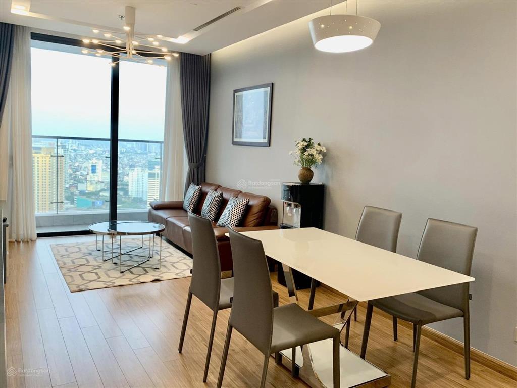 Chính chủ cần bán nhanh căn hộ 105m2 3n2vs dự án vinhomes metropolis liễu giai. giá 19 tỷ