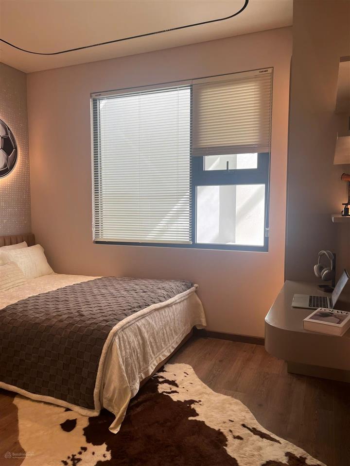 Kẹt tiền cần bán lại căn hộ a11812 tại the emerald garden view, giá 1,751 tỷ, dt 47,89m2