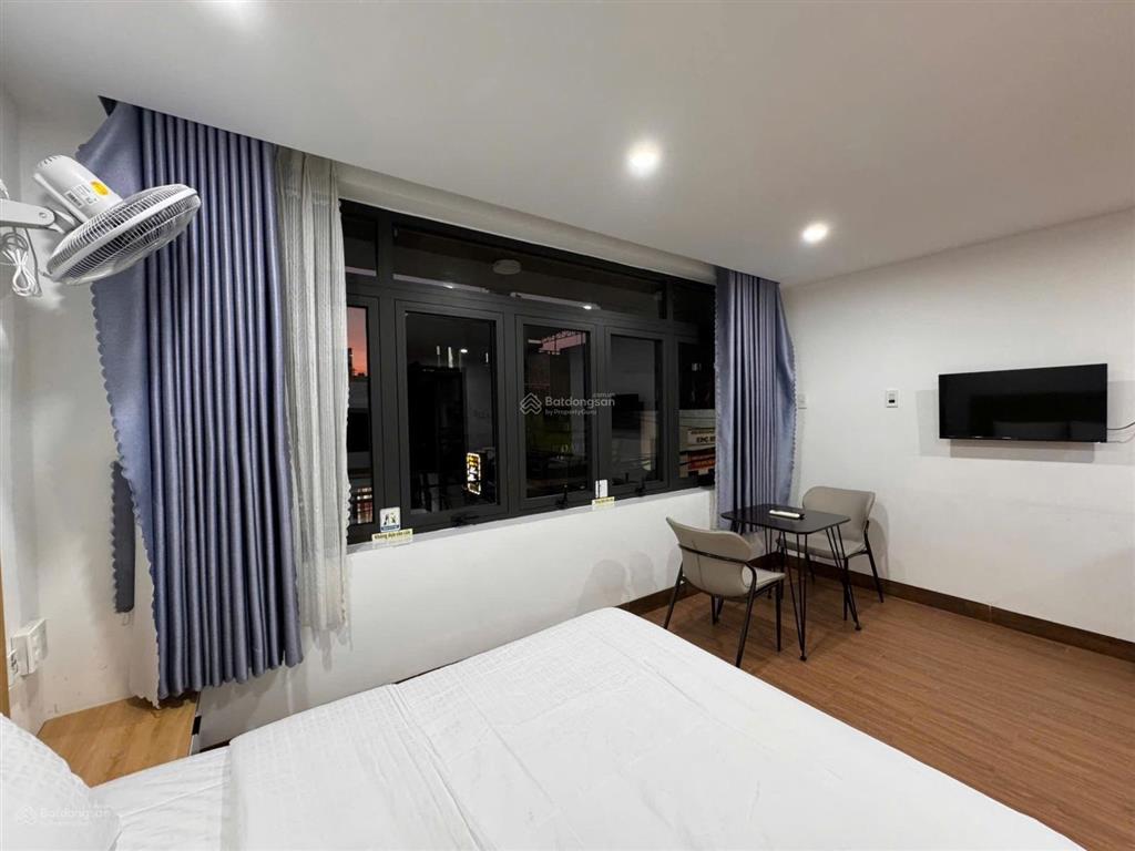 Cho thuê studio full nội thất đường thạch lam  gần biển mỹ khê